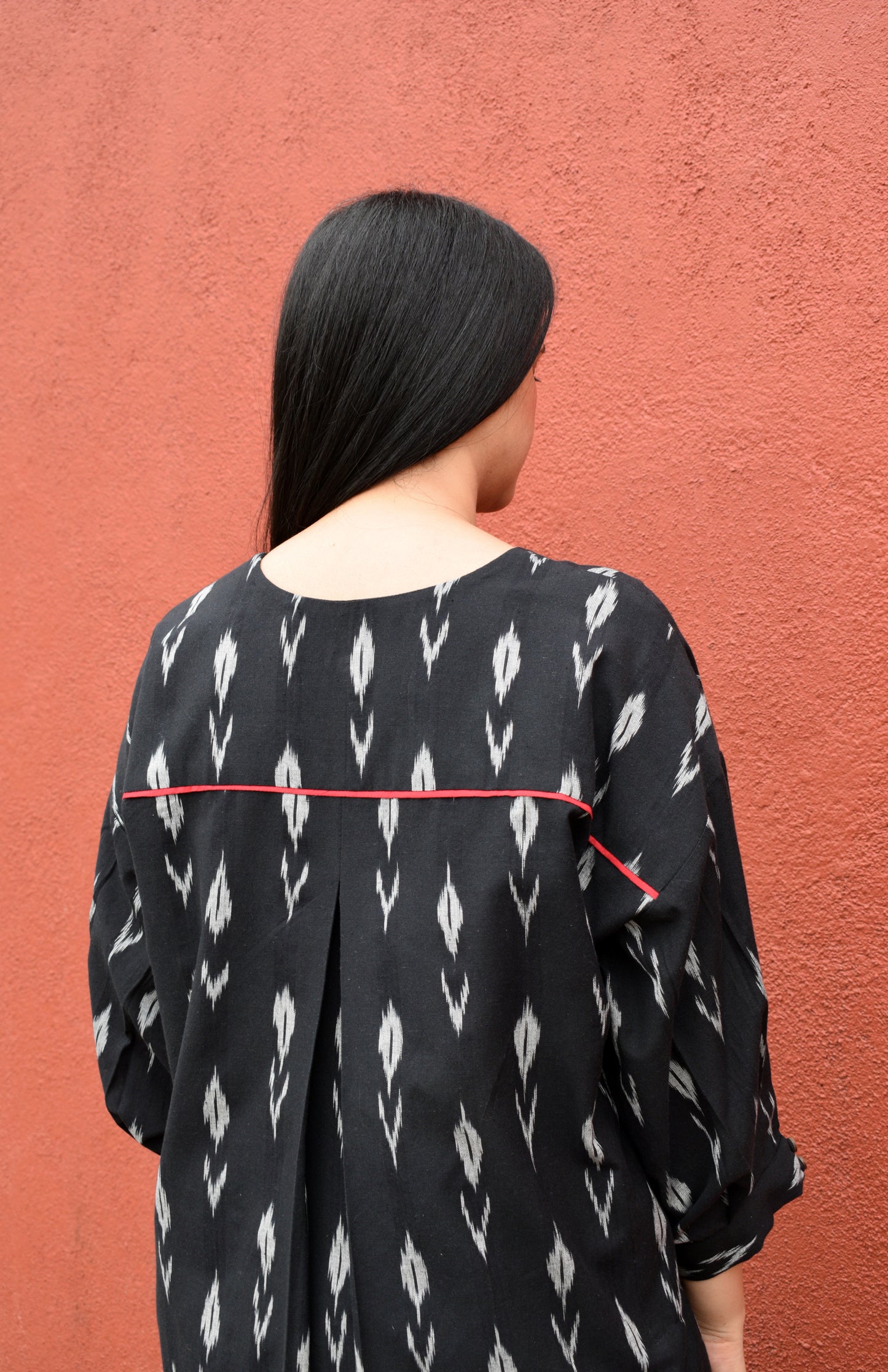 Black Ikat Antifit co-ord set