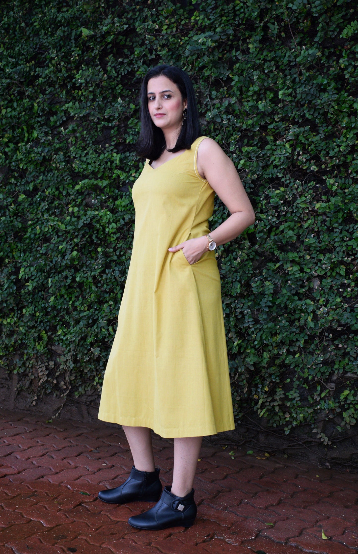 Sleeveless A-line handspun dress | Rescue