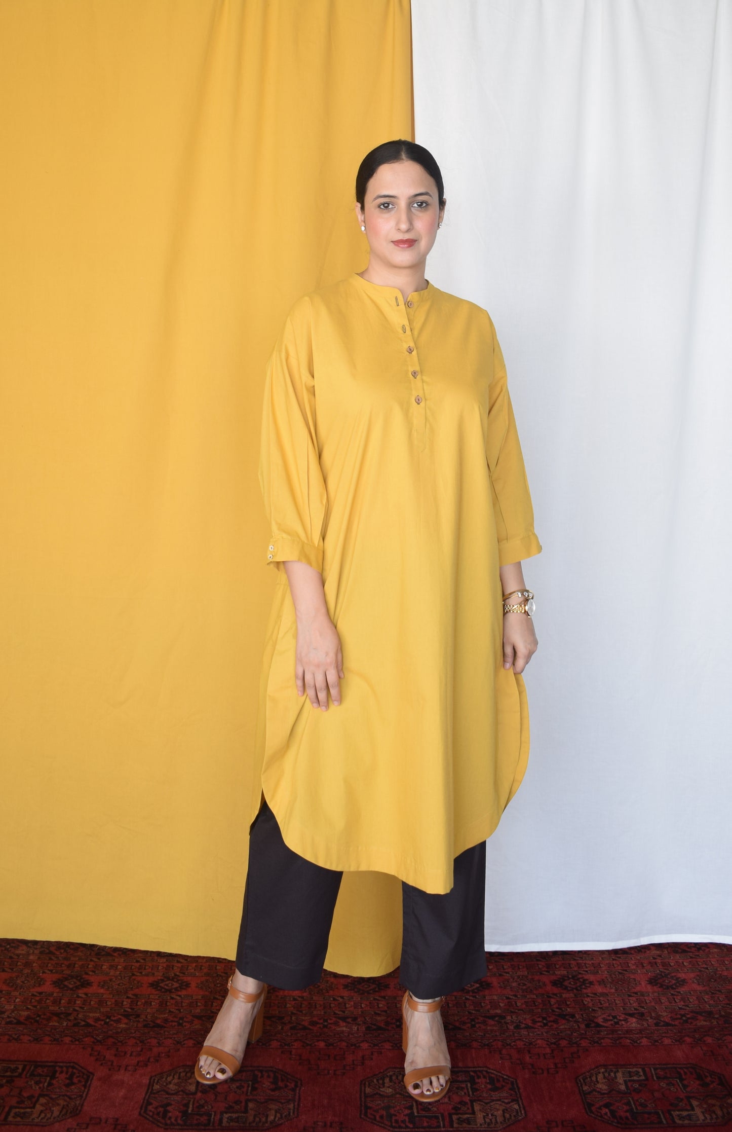 Anar Yellow Antifit Kurta Set with Charcoal Pants