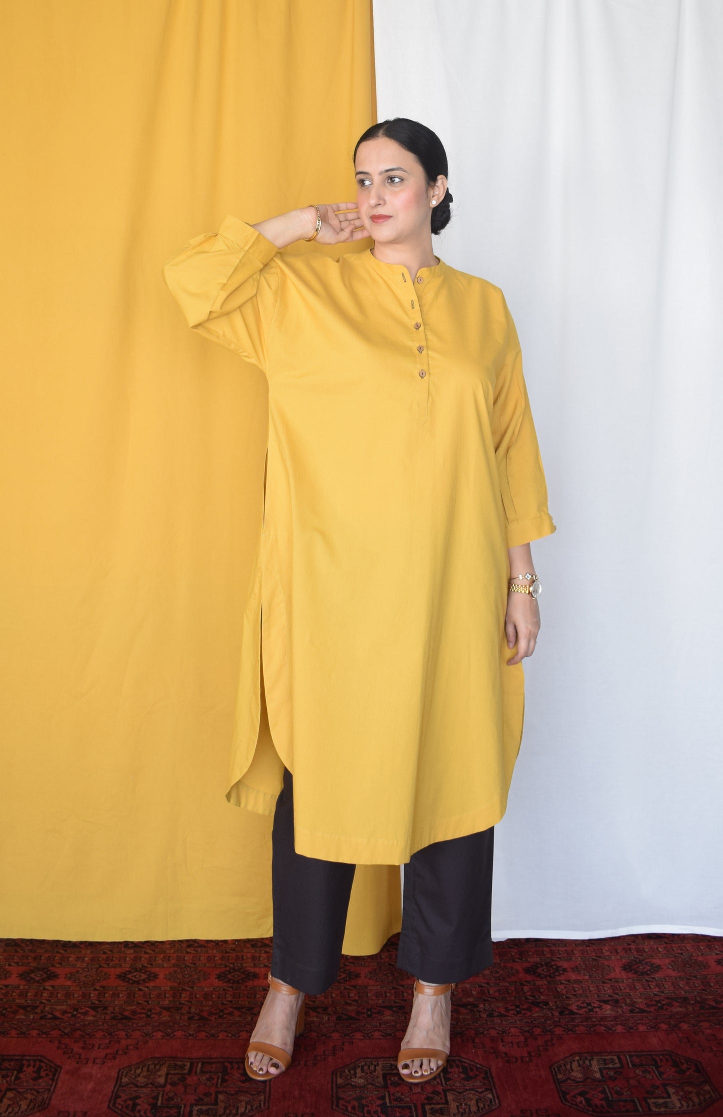 Anar Yellow Antifit Kurta Set with Charcoal Pants