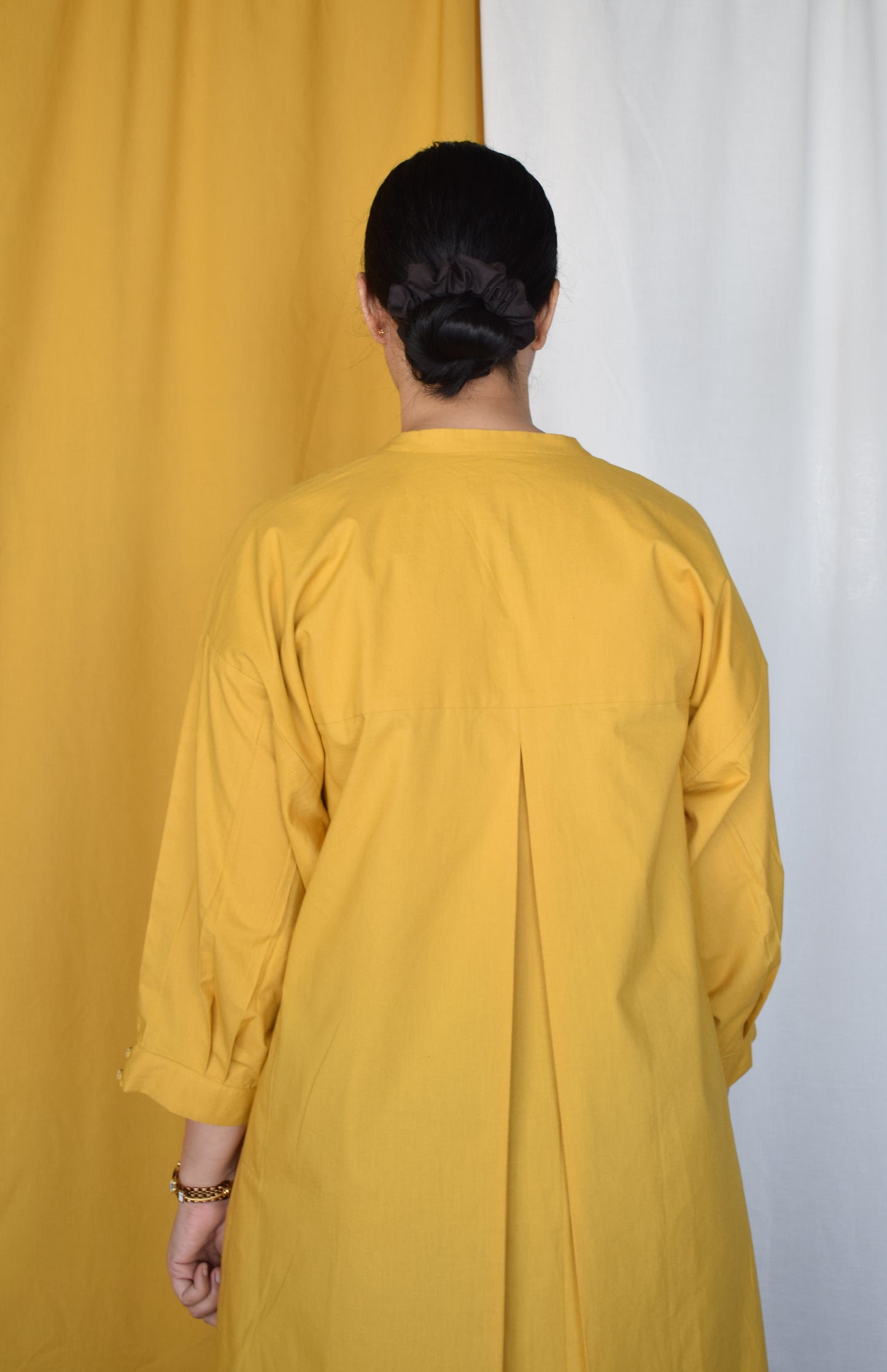 Anar Yellow Antifit Kurta Set with Charcoal Pants