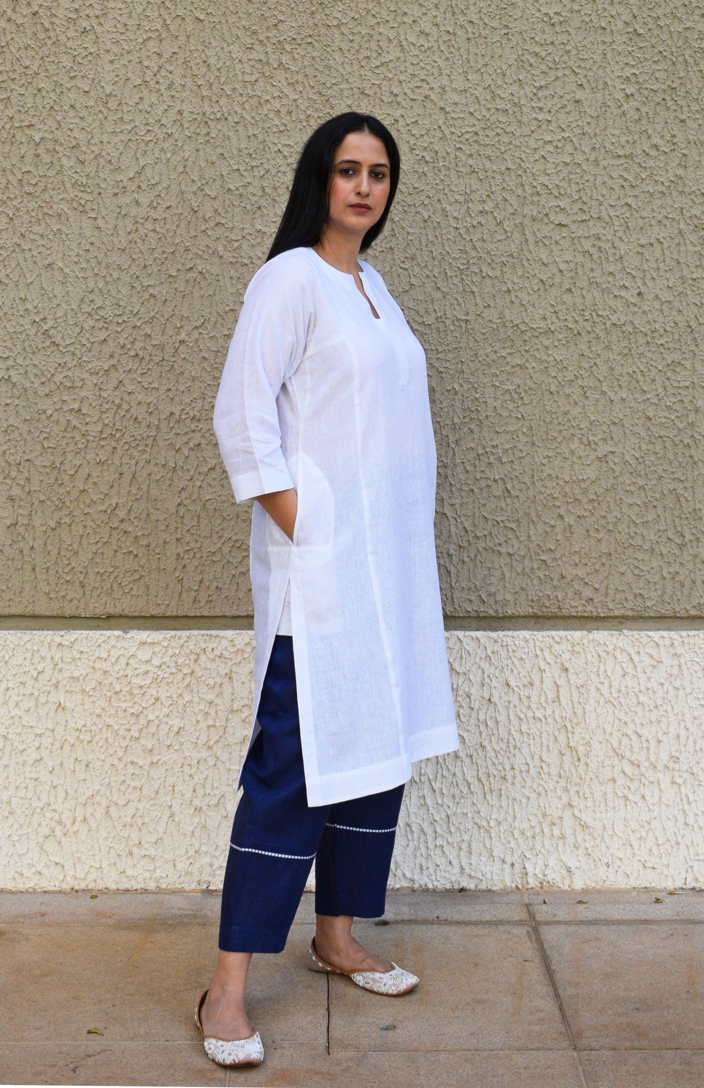 White linen straight fit paneled kurta