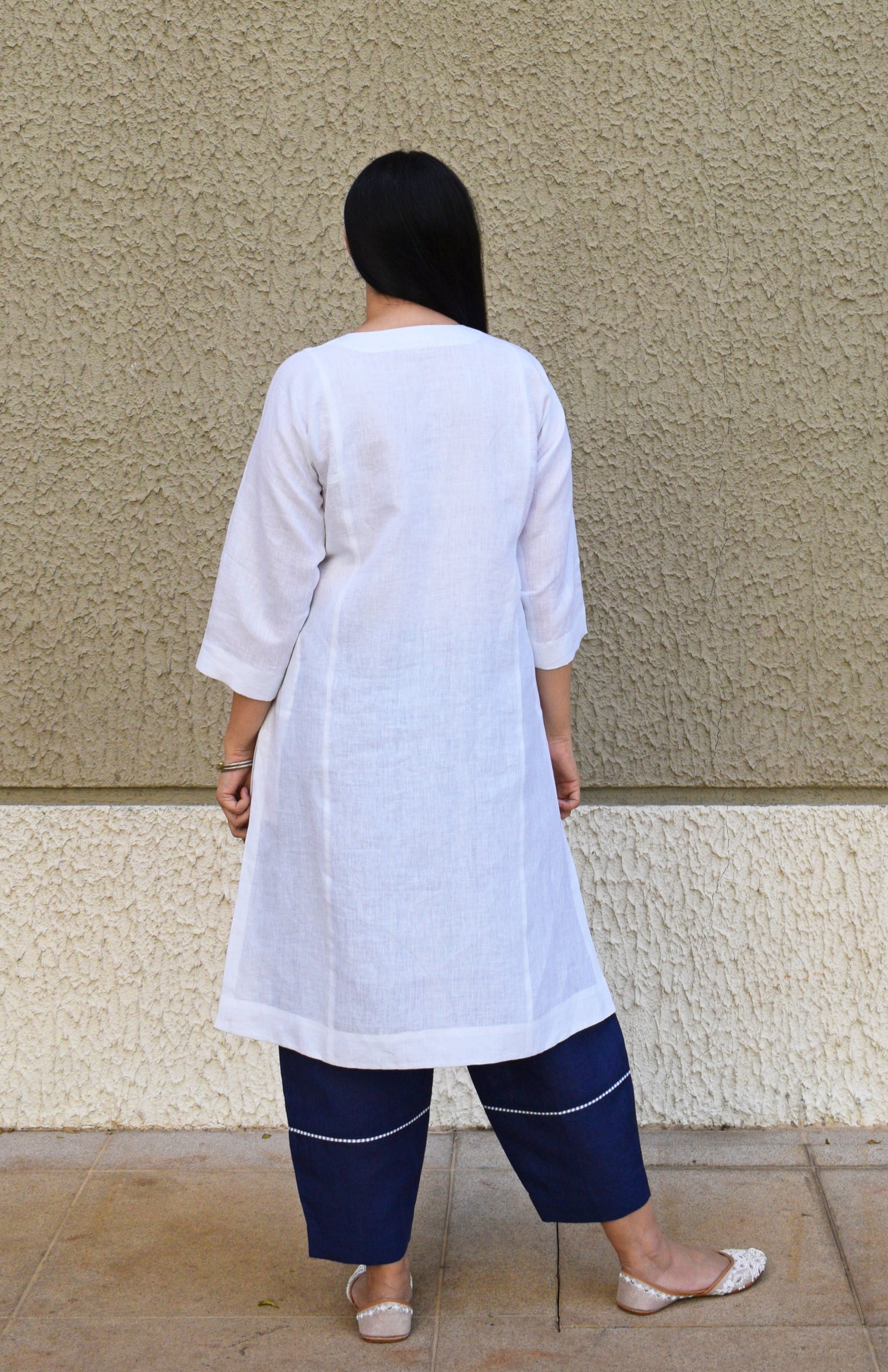 White linen straight fit paneled kurta
