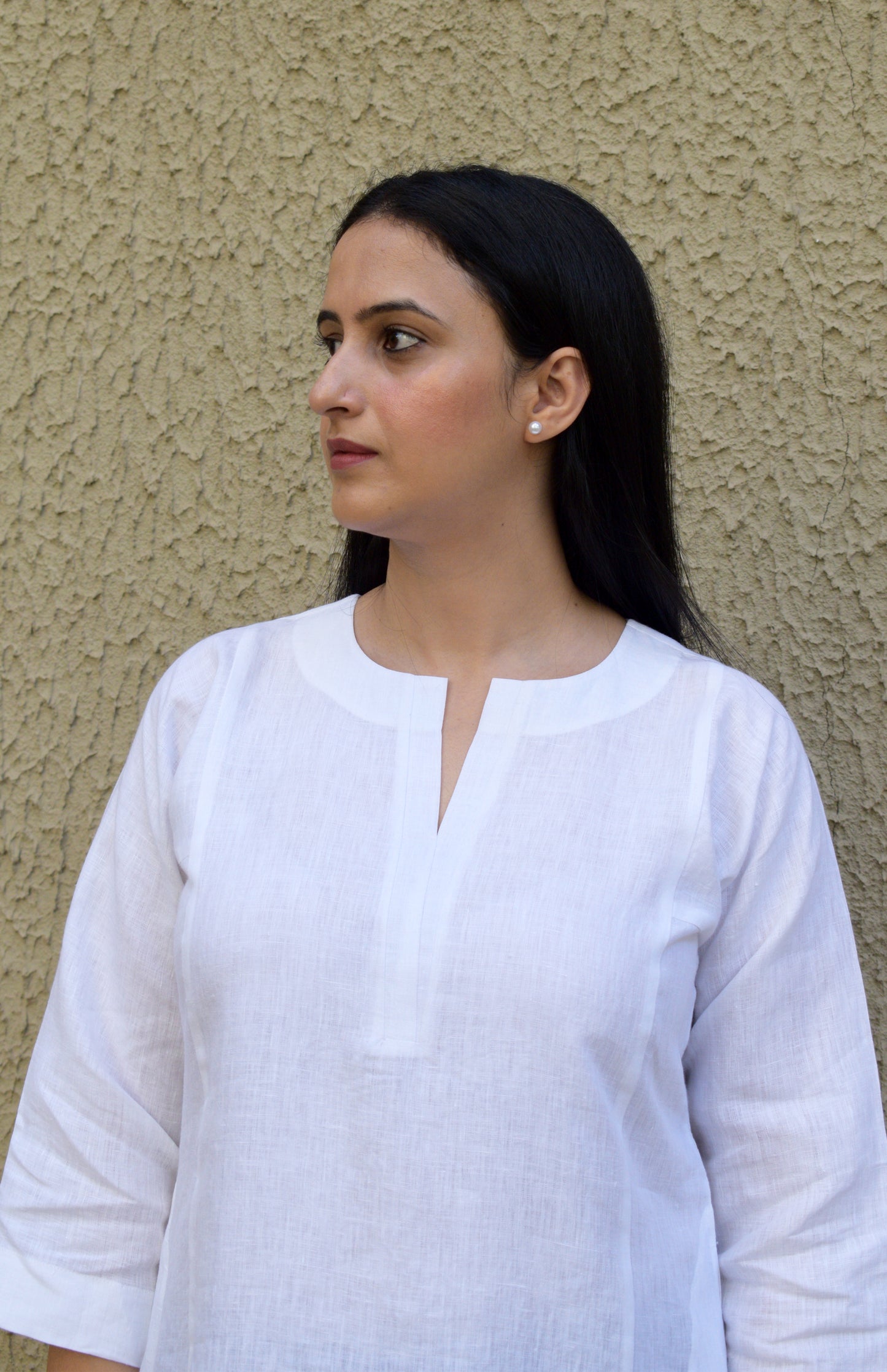 White linen straight fit paneled kurta
