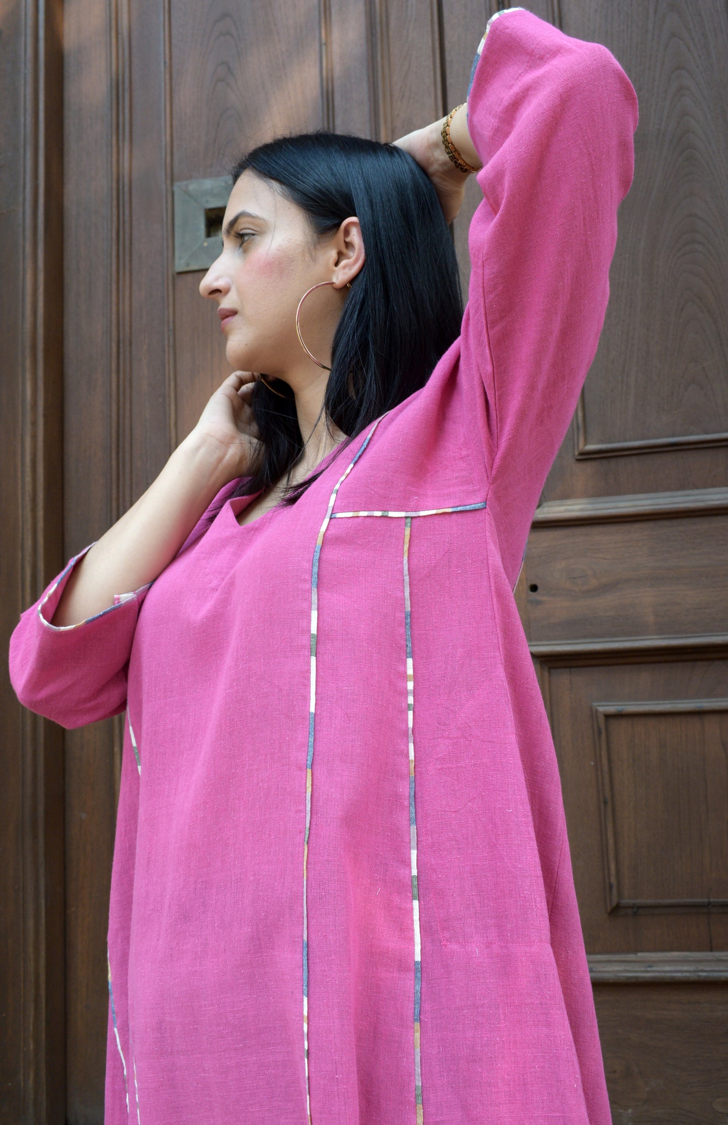 Orchid pink Kala cotton Phiran with V neck