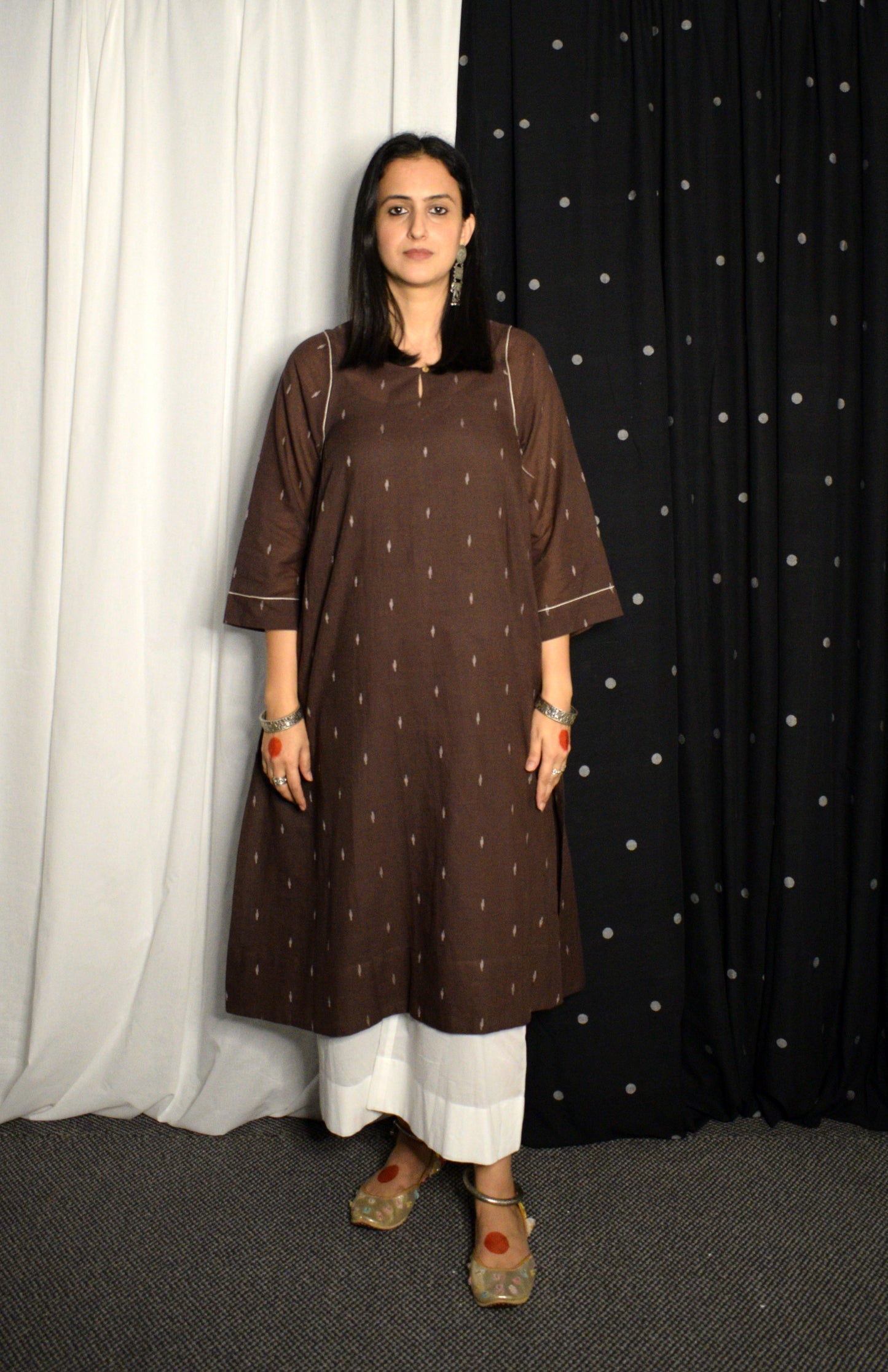 Brown Jamdani kurta with side gathers