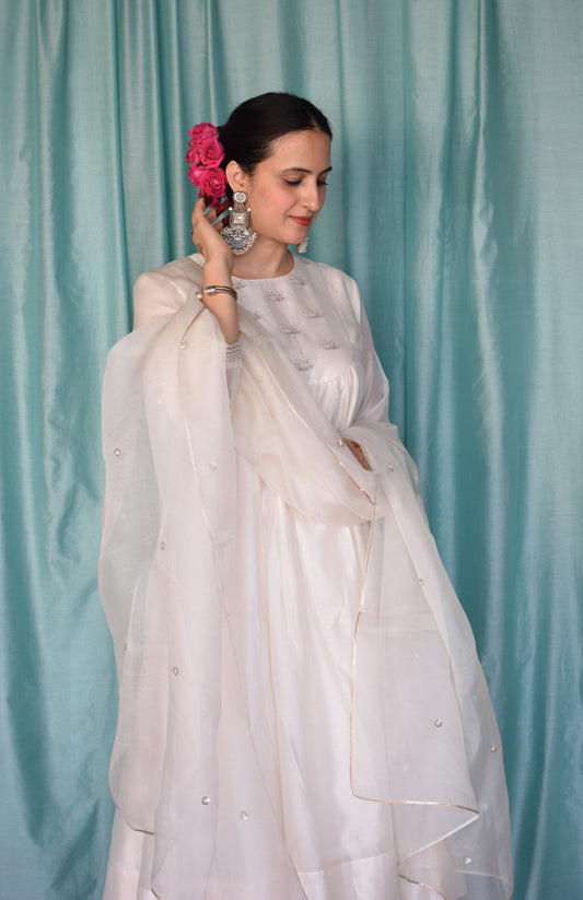 Sufi Chanderi Set with Off White Silk Organza Dupatta