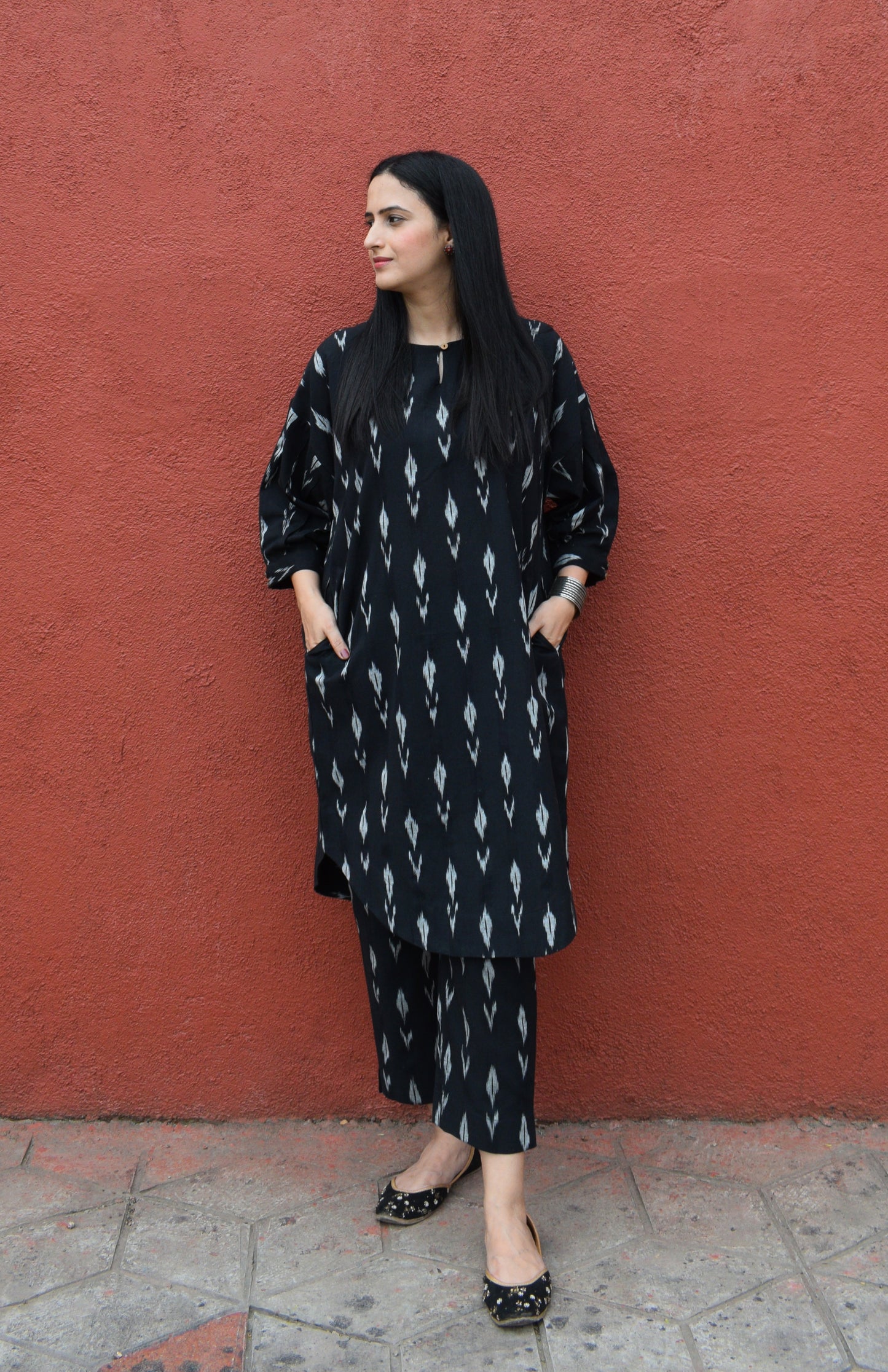 Black Ikat Antifit co-ord set