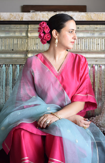 Sea Green Silk Organza Hand Embroidered Dupatta