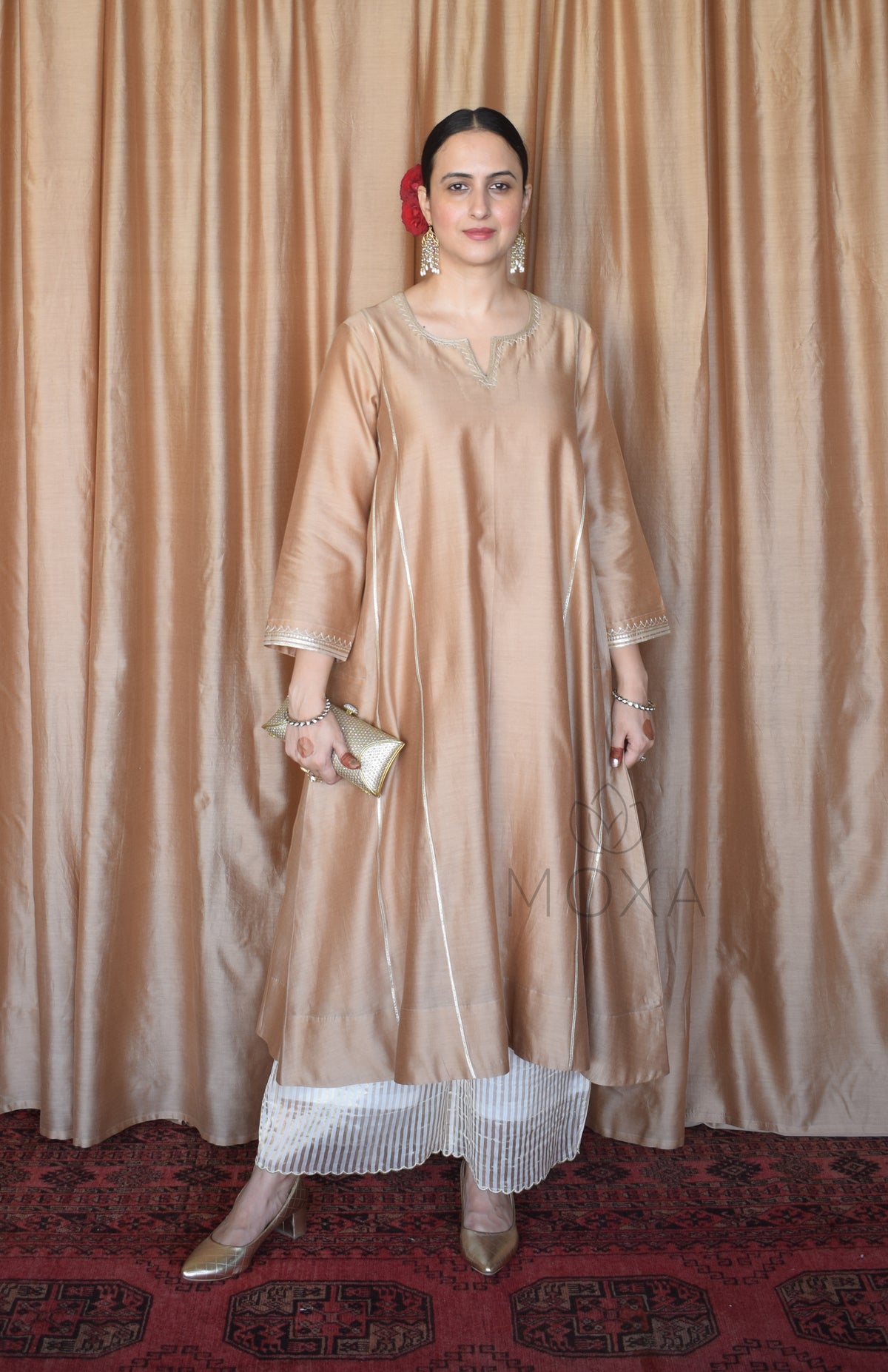 Off white Striped Chanderi Scallop Pajama