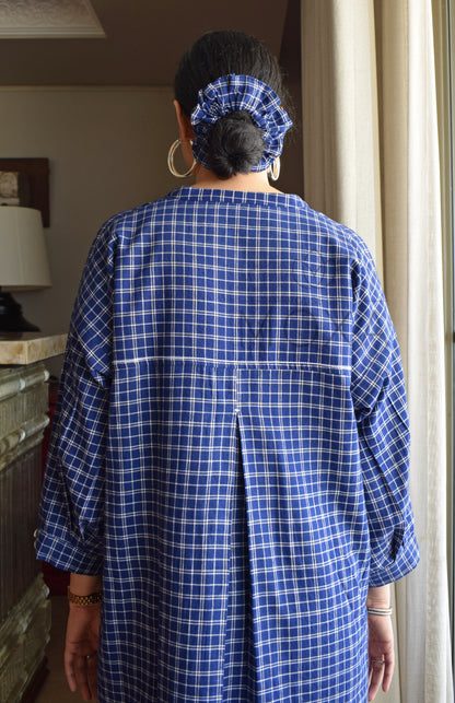 Midnight Blue Checks Antifit Kurta in Handloom Cotton with White Pajama