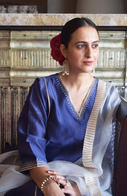 Denim Blue Chanderi Kurta Set With Off White Organza Dupatta