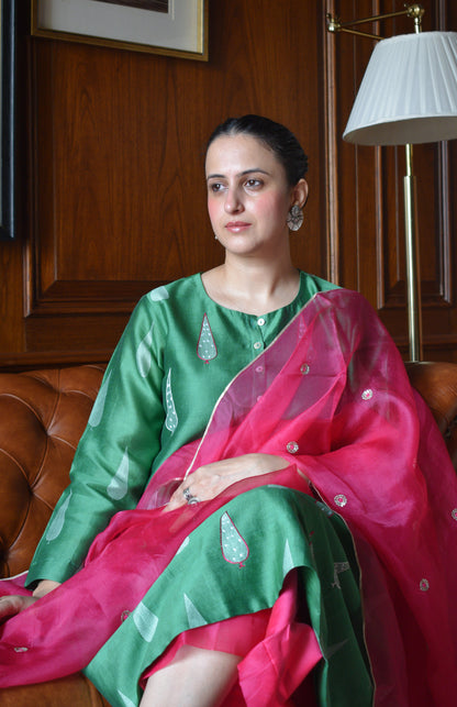 Green Chanderi Kurta with Rani Pink Chanderi Pyjama