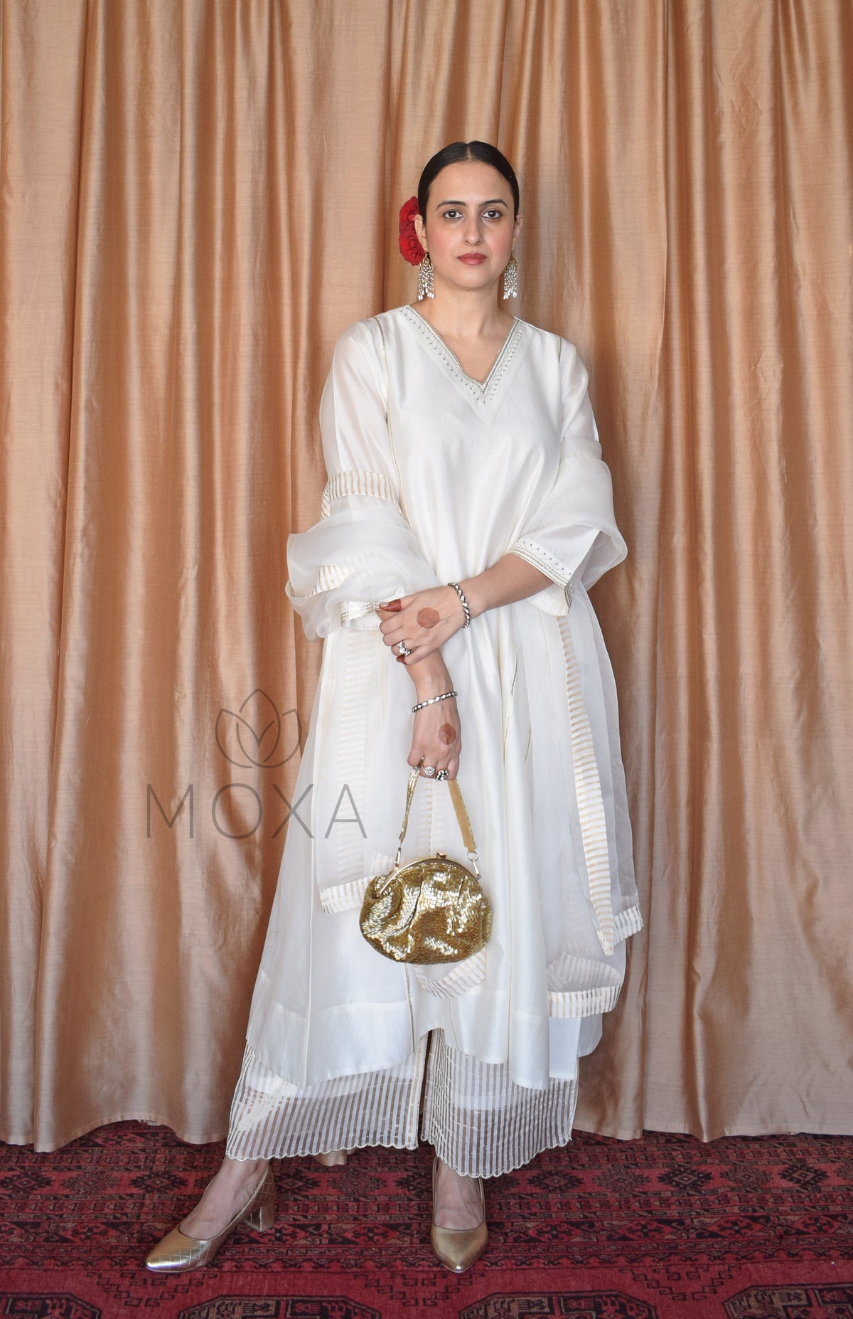 Off white Striped Chanderi Scallop Pajama