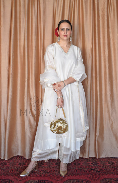 Off white Striped Chanderi Scallop Pajama
