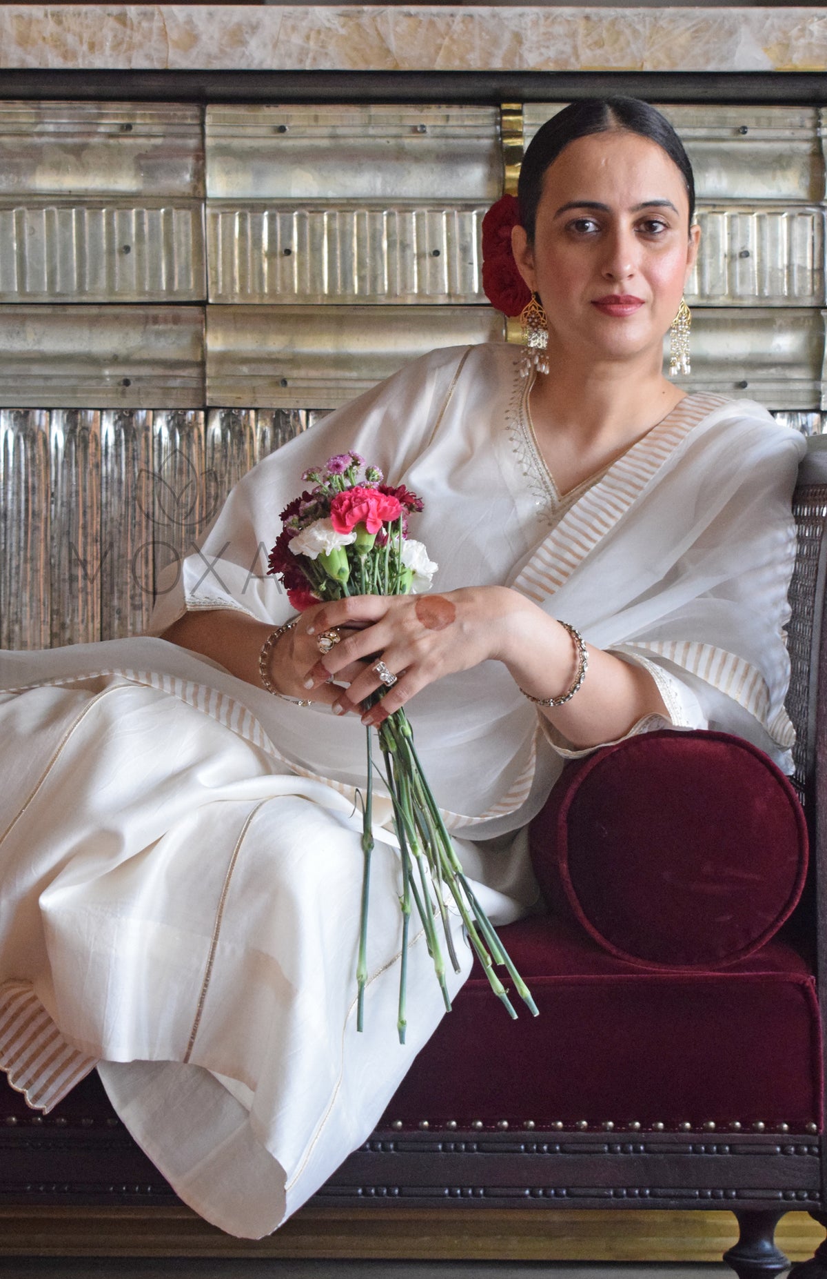 Off- White Chanderi Hand Embroidered Kurta With With Off White Striped Chanderi Scallop Pajama
