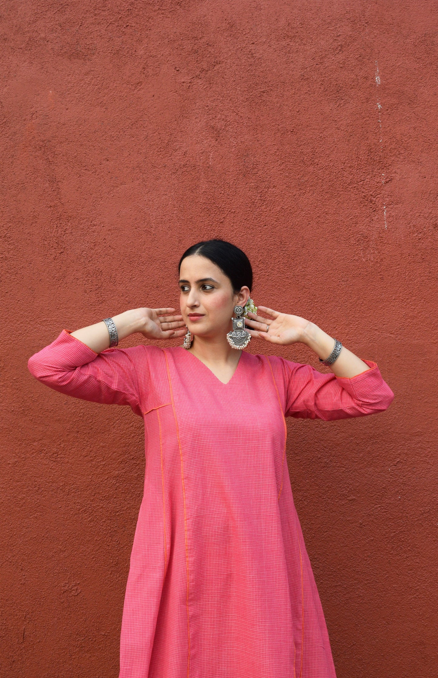 Pink V neck Paneled Kurta in Handwoven checks