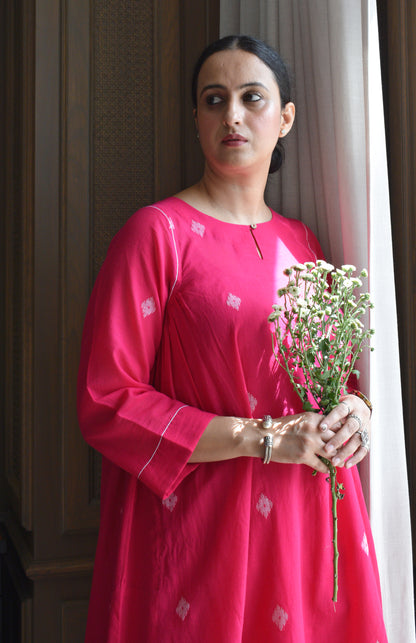 Rani pink Jamdani kurta with side gathers