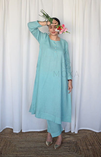 Sea Green Linen Kurta with Raglan Sleeves and Placket