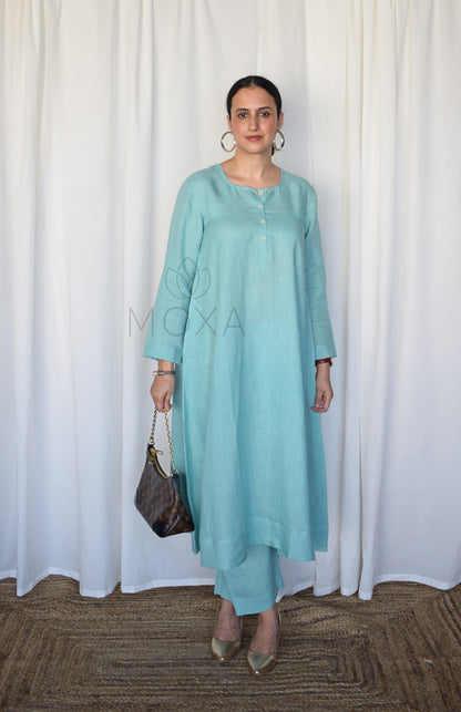 Sea Green Linen Kurta with Raglan Sleeves and Placket