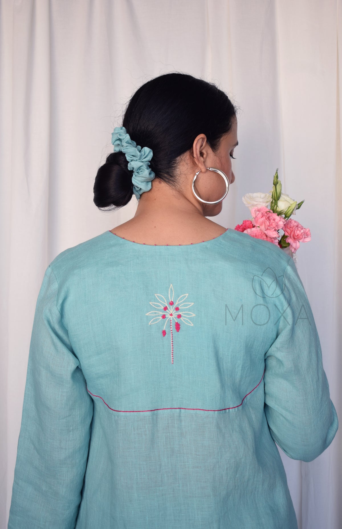Sea Green Linen Kurta with Raglan Sleeves and Placket
