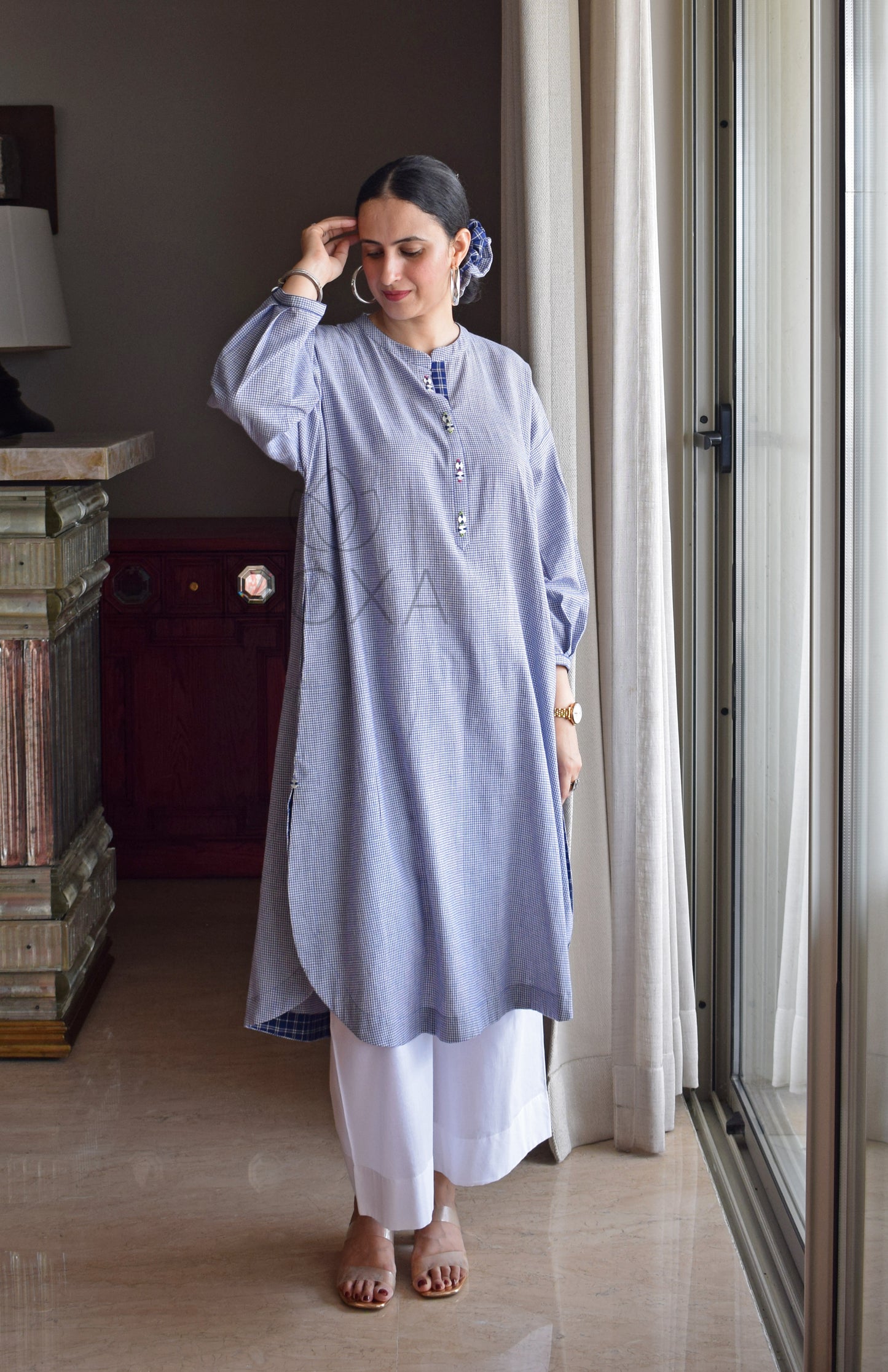 Blue Mini Checks Antifit Kurta in Handloom Cotton