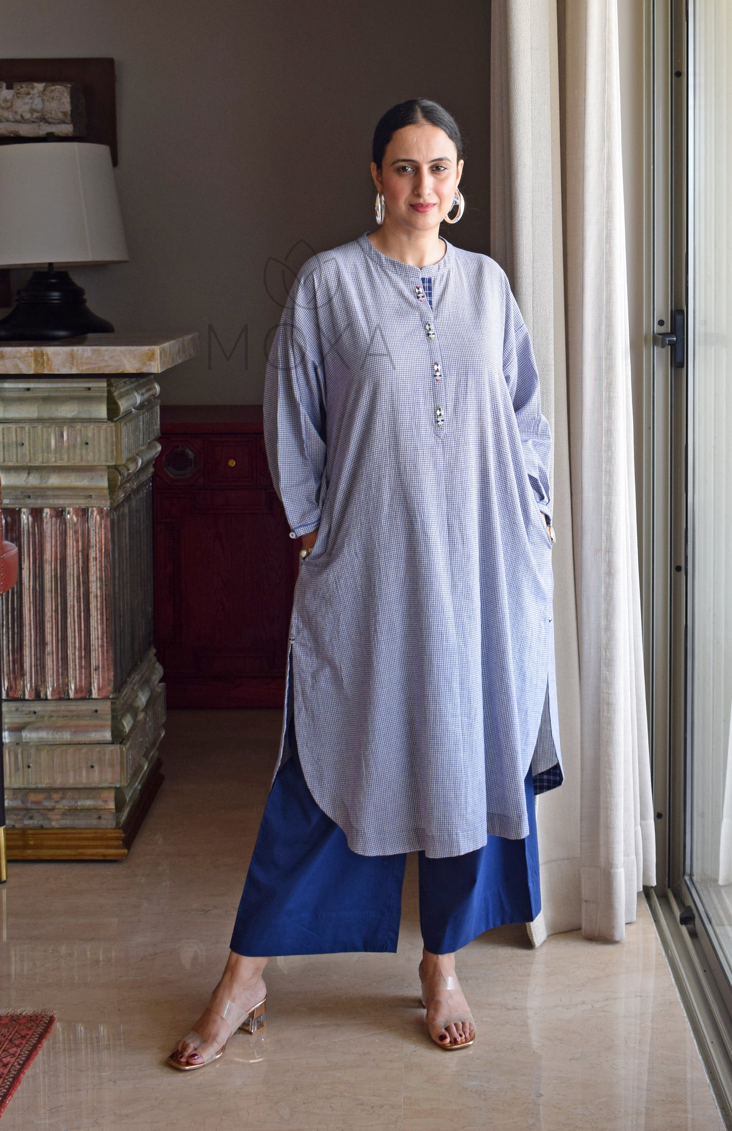 Blue Mini Checks Antifit Handloom Cotton Kurta with Blue Pajama