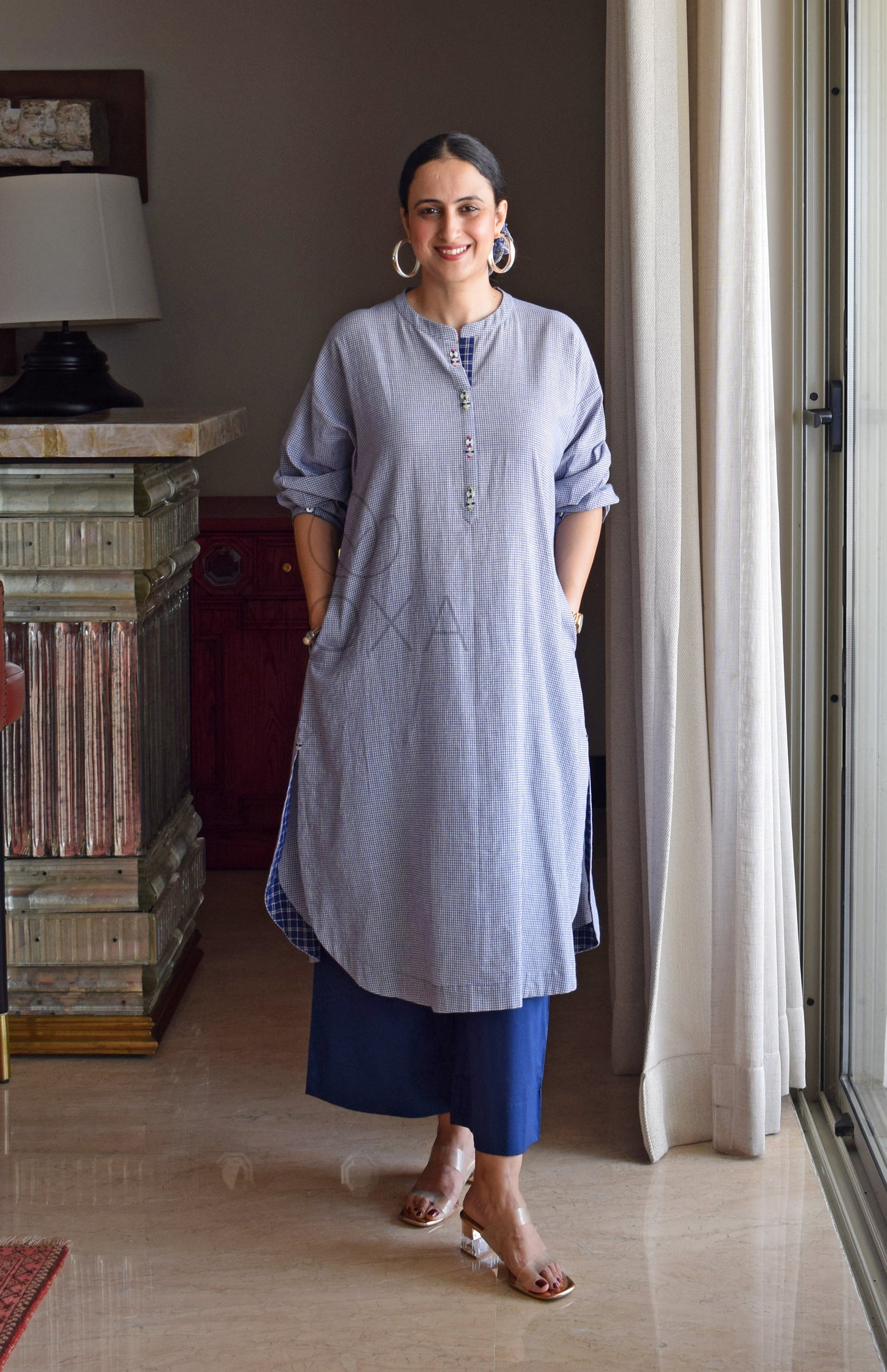 Blue Mini Checks Antifit Handloom Cotton Kurta with Blue Pajama