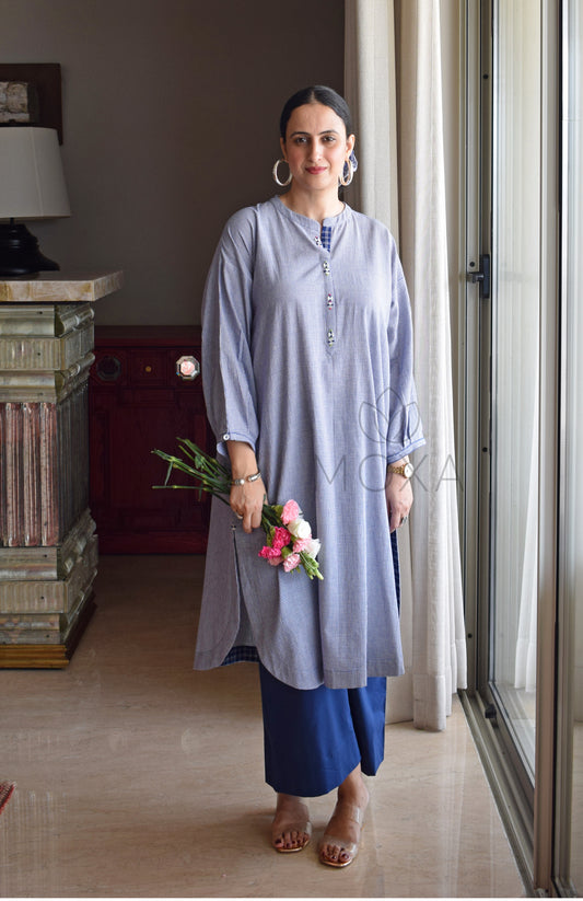 Blue Mini Checks Antifit Kurta in Handloom Cotton