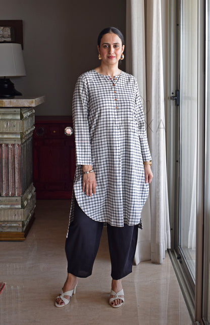 Off-White Checks Kurta in Handloom Cotton with Black Pajama
