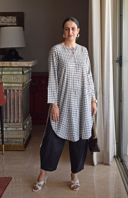 Off-White Checks Kurta in Handloom Cotton with Black Pajama