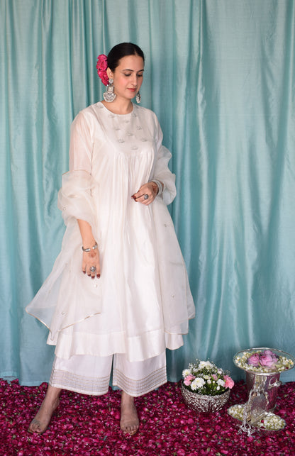 Sufi Chanderi Set with Hand Embroidered Yoke and Wide Legged Pyjama