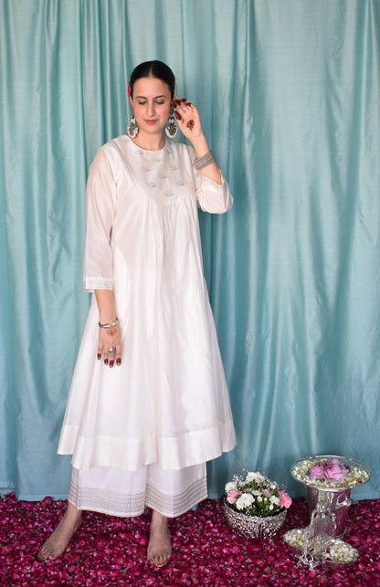 Sufi Chanderi Set with Hand Embroidered Yoke and Wide Legged Pyjama