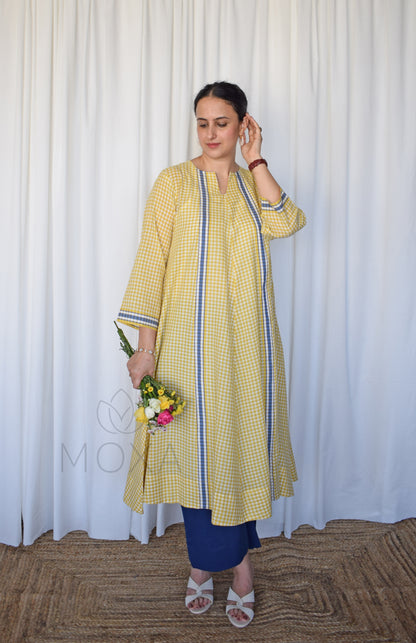 Daisy Yellow Bias Panelled Kurta in Handloom Checks with slip