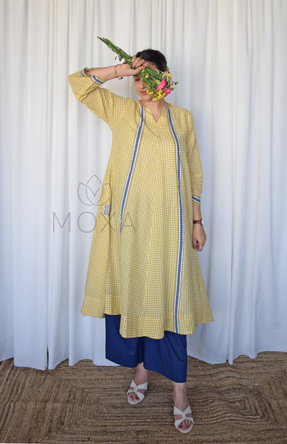 Daisy Yellow Bias Panelled Kurta in Handloom Checks with slip