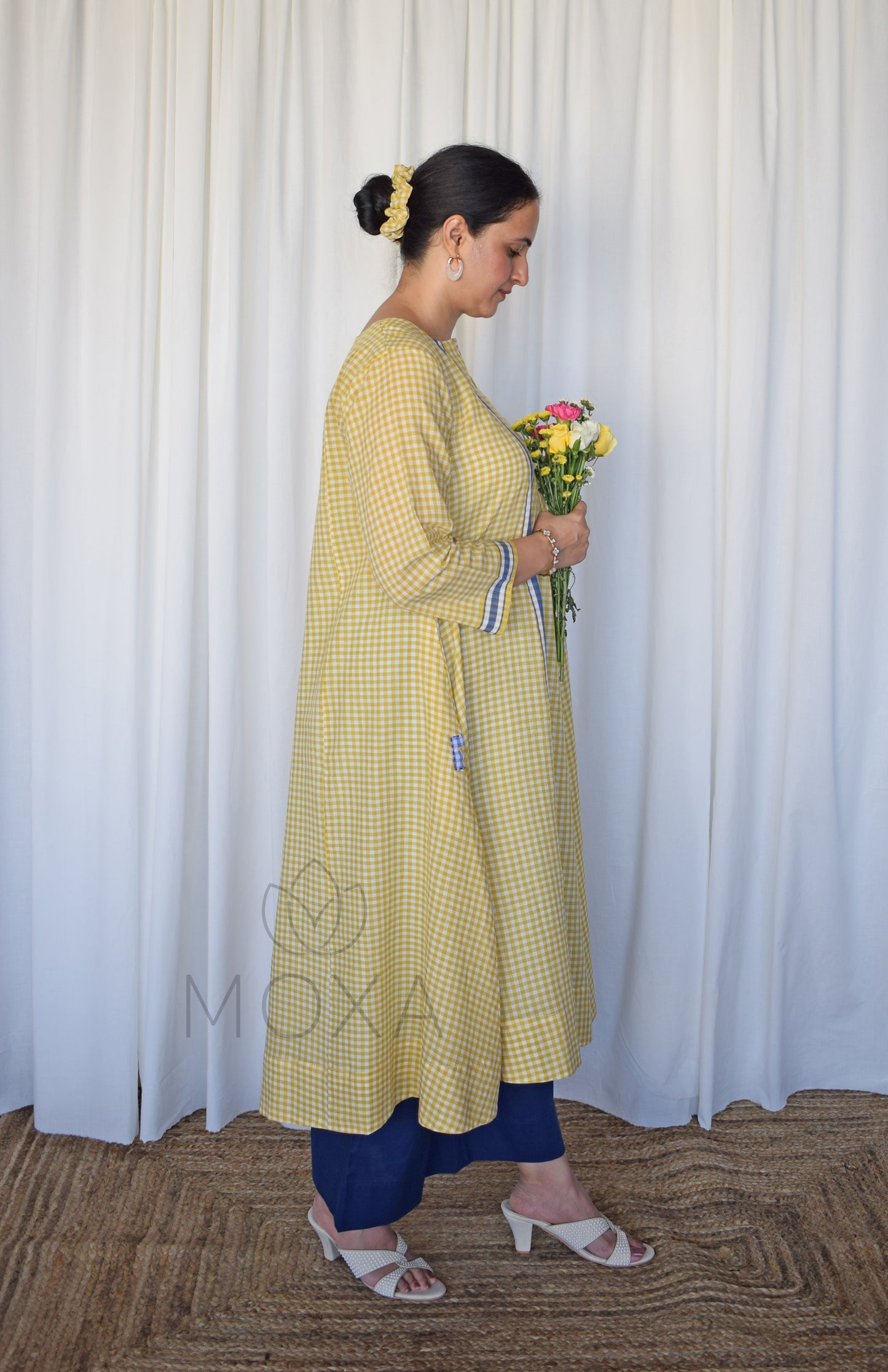 Daisy Yellow Bias Panelled Kurta in Handloom Checks with slip