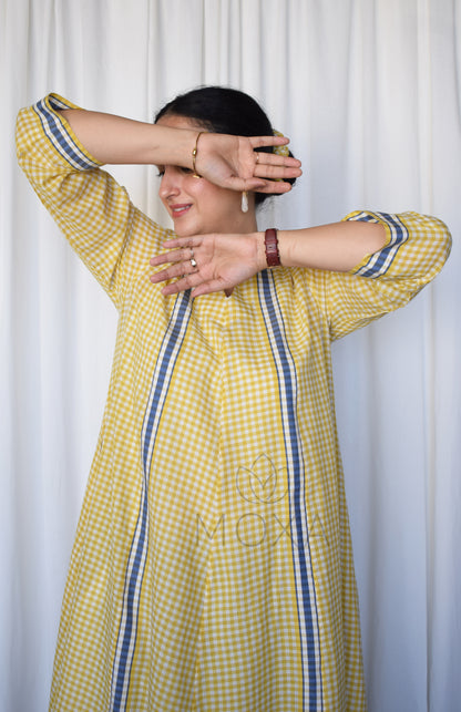 Daisy Yellow Bias Panelled Kurta in Handloom Checks with slip