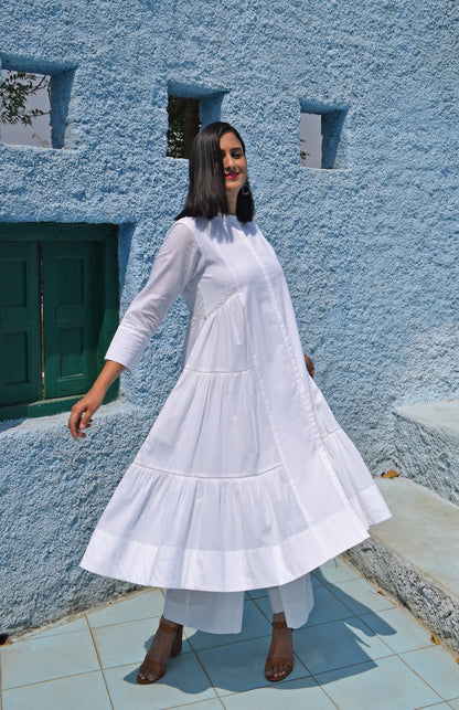 Sunkissed white kurta with side gathers and pyjama